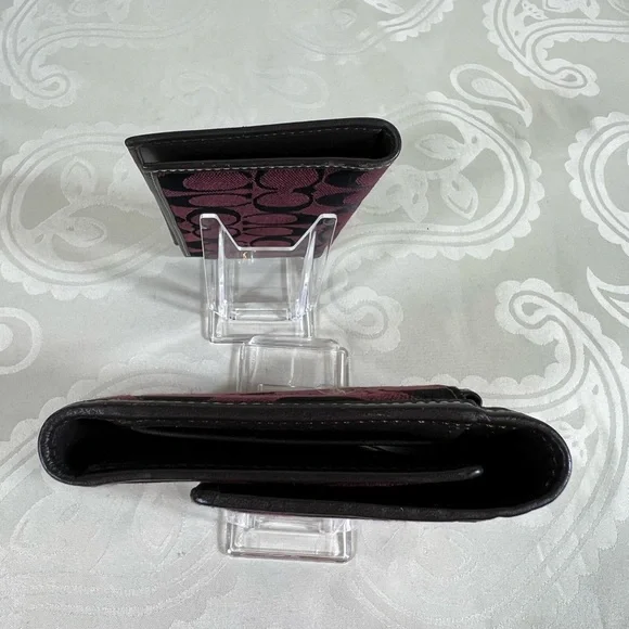 2005: Coach Set in VGUC - Picture 2 of 14